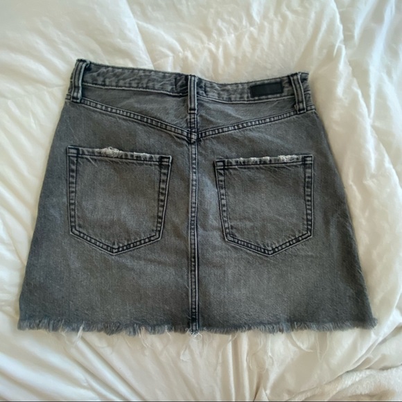 BLACK WASH DENIM SKIRT - Picture 8 of 8
